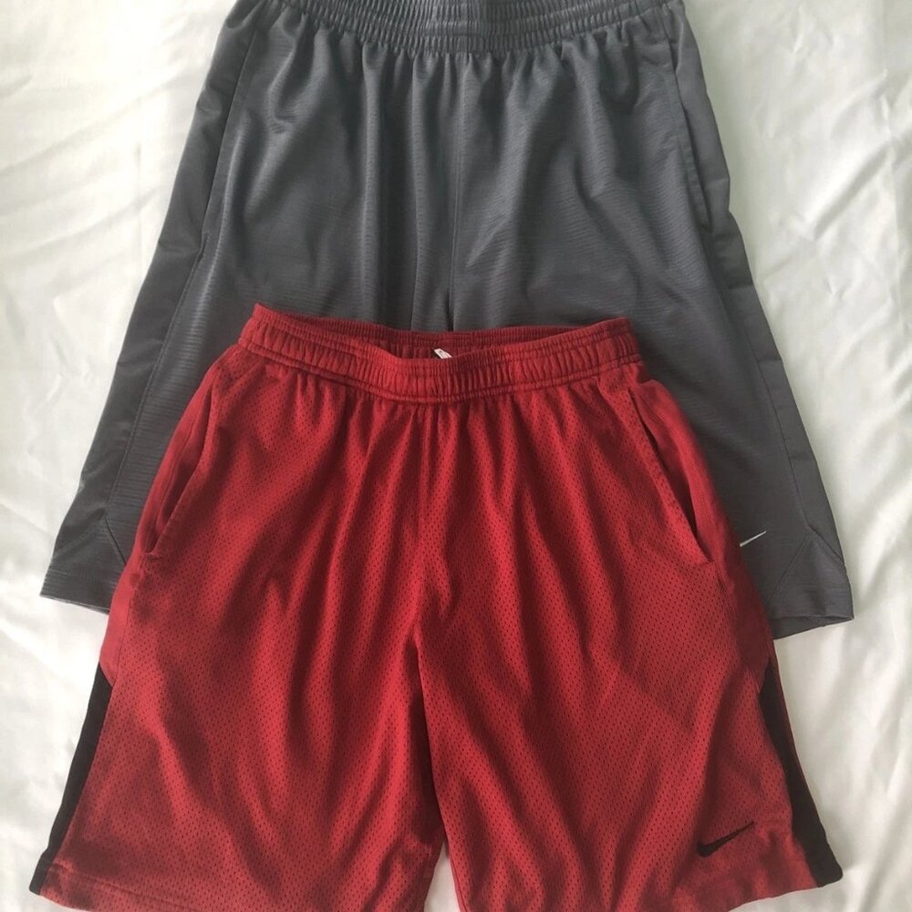 Set of 2 Nike Men's Basketball/Training Shorts Size Medium MSRP $75.00